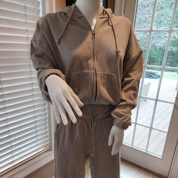 Womens jogger set - Picture 1 of 9